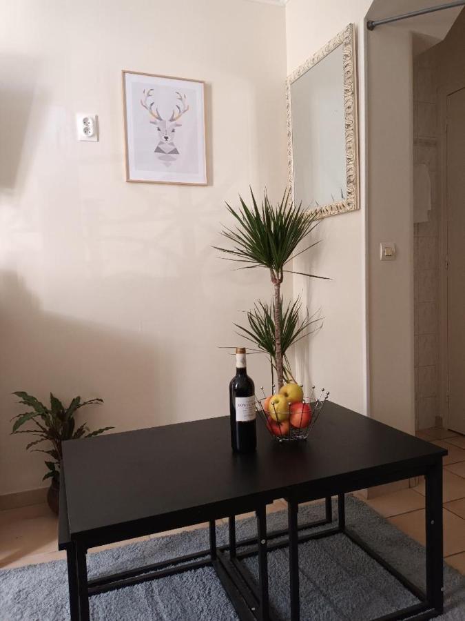 Appartement Au Centre De Parijs Buitenkant foto